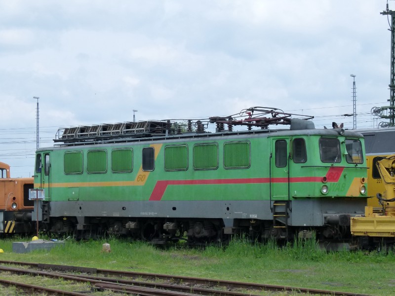 142 128-8.jpg